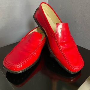 TOD’S RED GOMMINO PATENT LEATHER LOAFERS